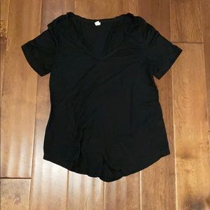 BP raw edge v neck t